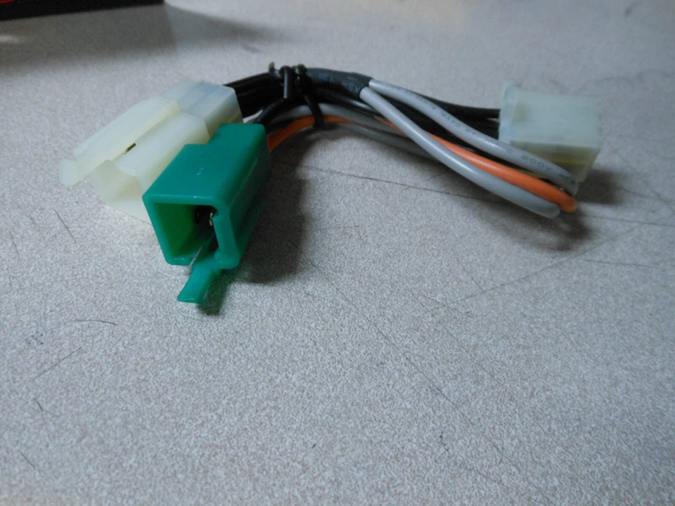 Kit de conectores de fábrica NOS Scorpio para: Suzuki 05-06 S83 05-08 C90 SUZ-3 Foto 4 de 4