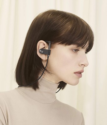 Bang & Olufsen Earset Premium Wireless In-Ear Earhook Earphones