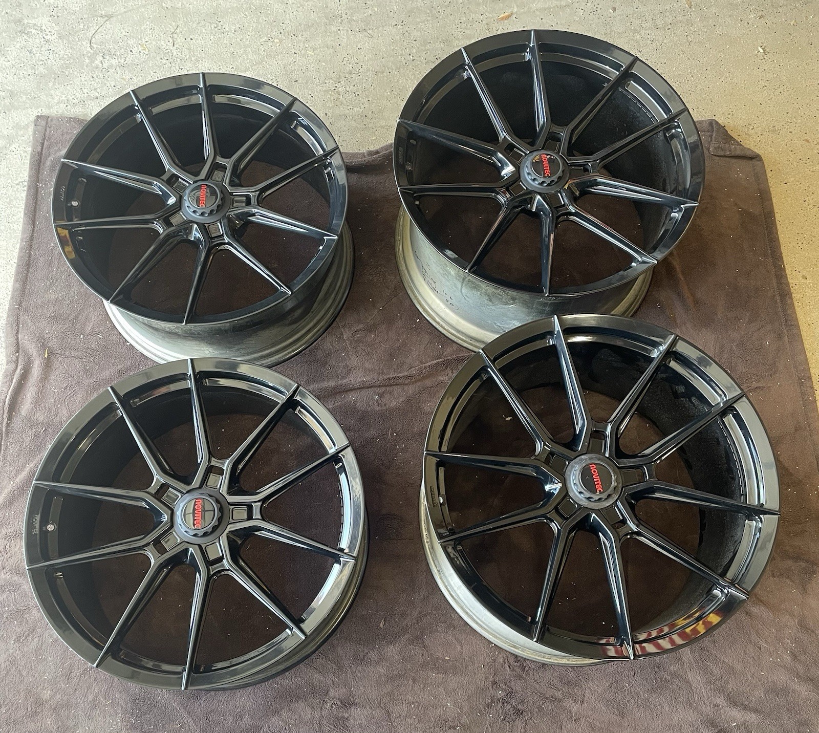Ferrari F8 Wheel