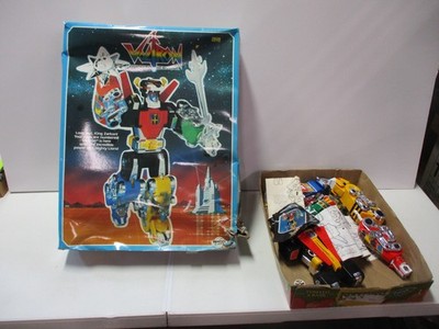 1984 Voltron Defender of the Universe Figure