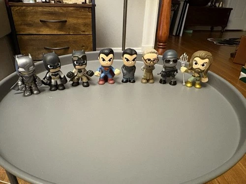 Lot Of 8 Batman Vs Superman Funko Mystery Minis Vinyl Figures (No Duplicates)