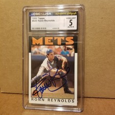 1986 Topps AUTO #649 RONN REYNOLDS New York METS Razorbacks CGC JSA 5 9