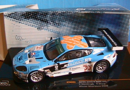 Aston Martin DBR9 IXO GTM083 miniature de course 1:43 pour collectionneur de GT