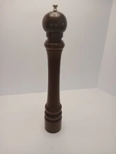 Chef Specialties Monarch Pepper Mill 18" walnut manual