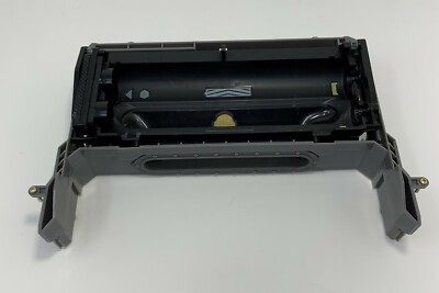 clean debris extractor roomba