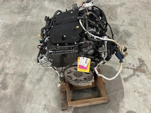 2015-2016 Chevrolet Colorado 3.6L Gas Engine (VIN 3, Opt LFX), 4X4; 96K.
