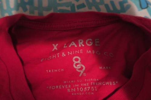 8&9 MFG Drink Champs Podcast Men's T-Shirt Spellout NORE DJ EFN Size XL Red - Picture 4 of 6