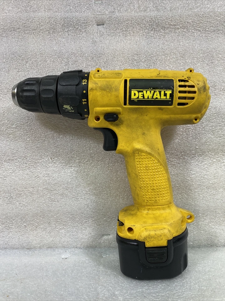 Image of DeWalt DW926 cordless drill