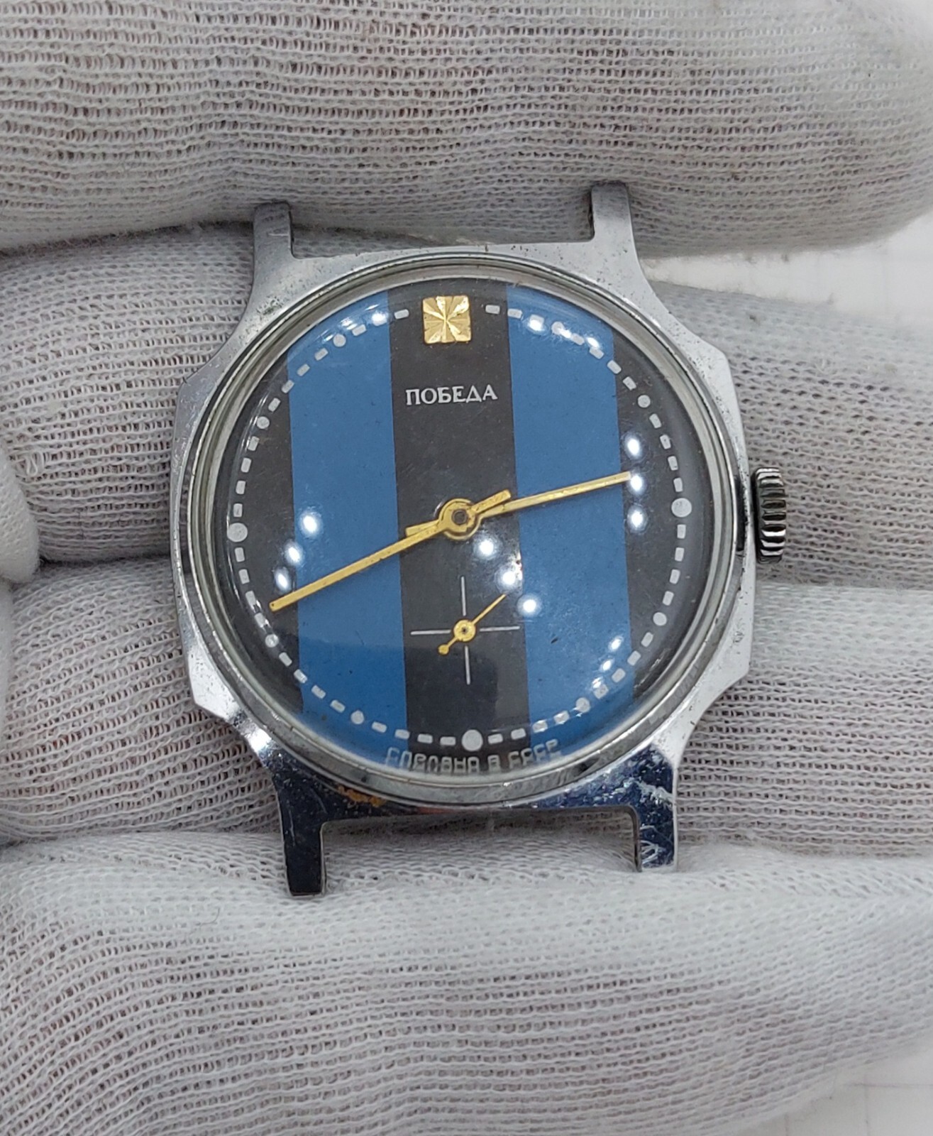 Vintage USSR POBEDA mechanical men's wristwatch rare collectible