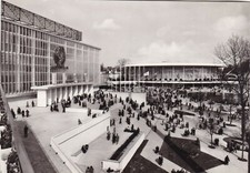 United States and USSR pavilion Exposition Bruxelles Postcard unused residue 