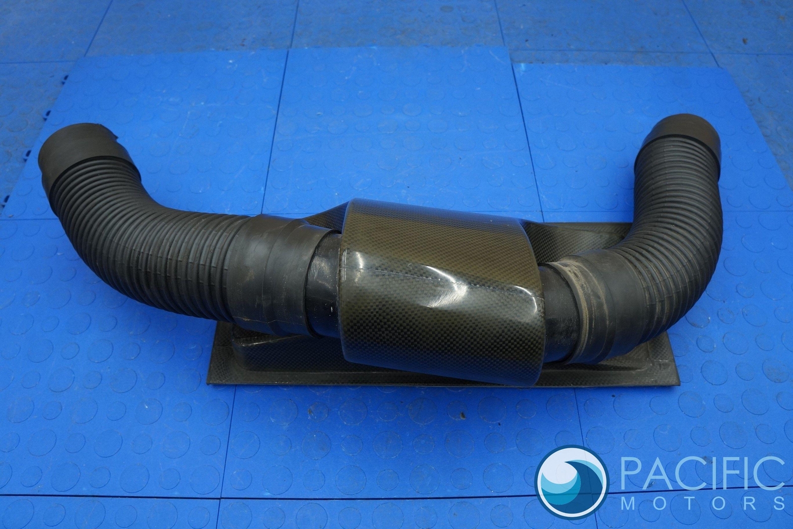 Left Upper Air Intake Cover Carbon Fiber 07M133919 Lamborghini Murcielago LP640