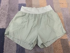 Women  s Medium Light Green Shorts With Elastic Waist