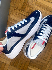 PRADA Herren Low Top Sneaker EU 42 Blau/Weiß/Rot Schnürung 4E3400