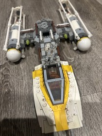 LEGO Star Wars: Gold Leader's Y-Wing Starfighter (9495)
