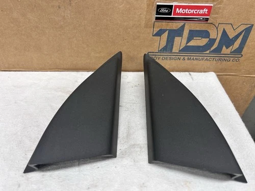 Ford Explorer 2011-2019 Front Right & Left  Door Mirror Corner Cover Trim Used