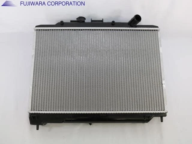 NISSAN Caravan Van 2007 ADF-CWMGE25 Radiator 21460VZ24A [New] [PA103155873] - Image 2 of 2