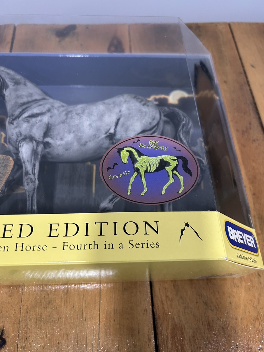 Breyer 2004 Halloween Horse Cryptic #710004 Glow In The Dark New