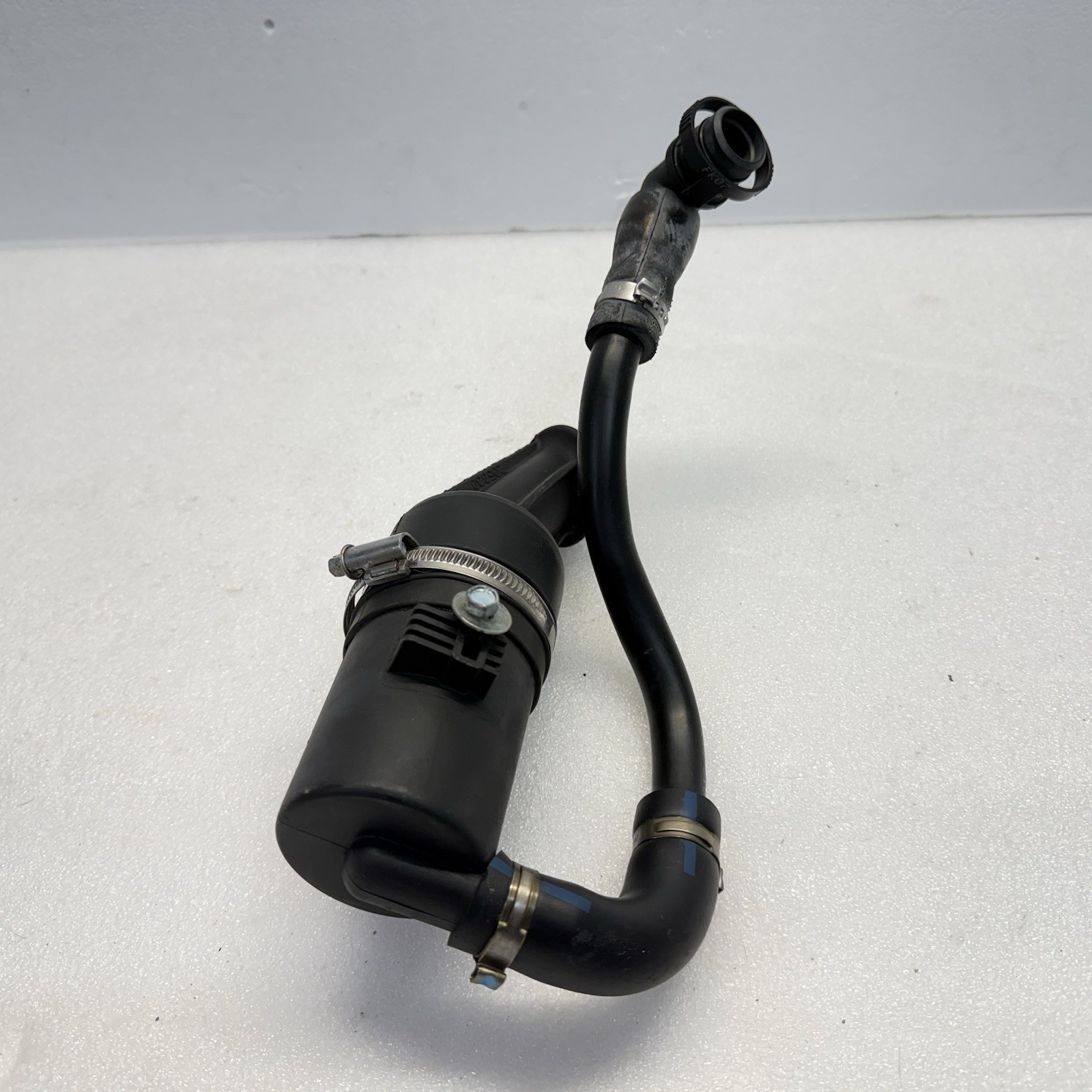 03-19 Maserati Quattroporte M139 Fuel Tank Vapor Emission Valve 205330 OEM