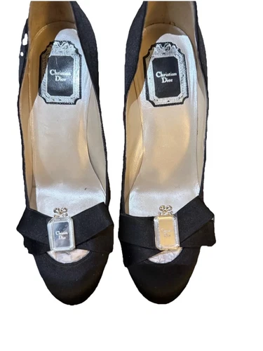 Escarpins Christian Dior talons 38 noir satin nœud miroir logo argenté chaussures femme