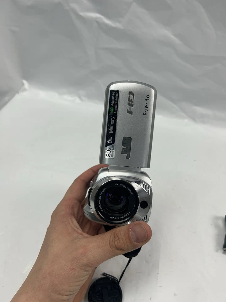 JVC EVERIO GZ-HD500 CAMCORDER 80GB HDD HIGH DEFINITION DIGITAL HD VIDEO CAMERA - Image 2 of 4