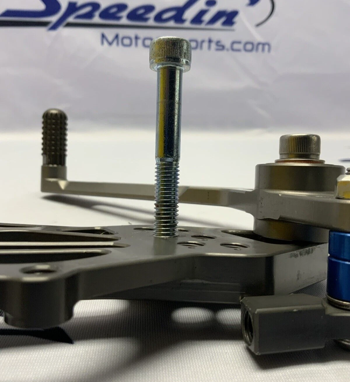 Evol Technology Right Rear Set Bracket W/ lever GSX-R1000/R 17-25 ETP-SRA-171.1