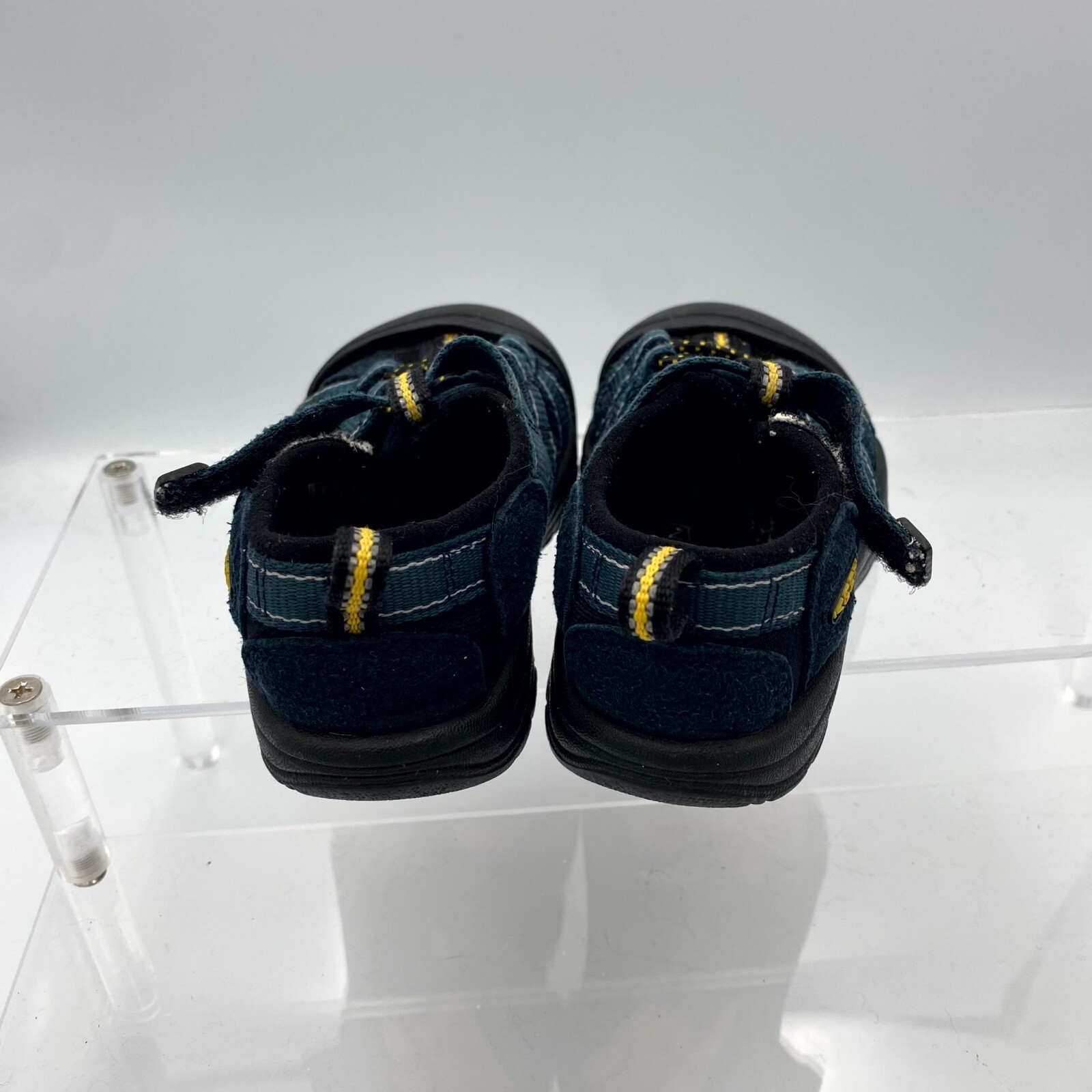 Sandali da pescatore Keen Newport H2 ragazzo US 5 blu navy impermeabili scarpe da trekking