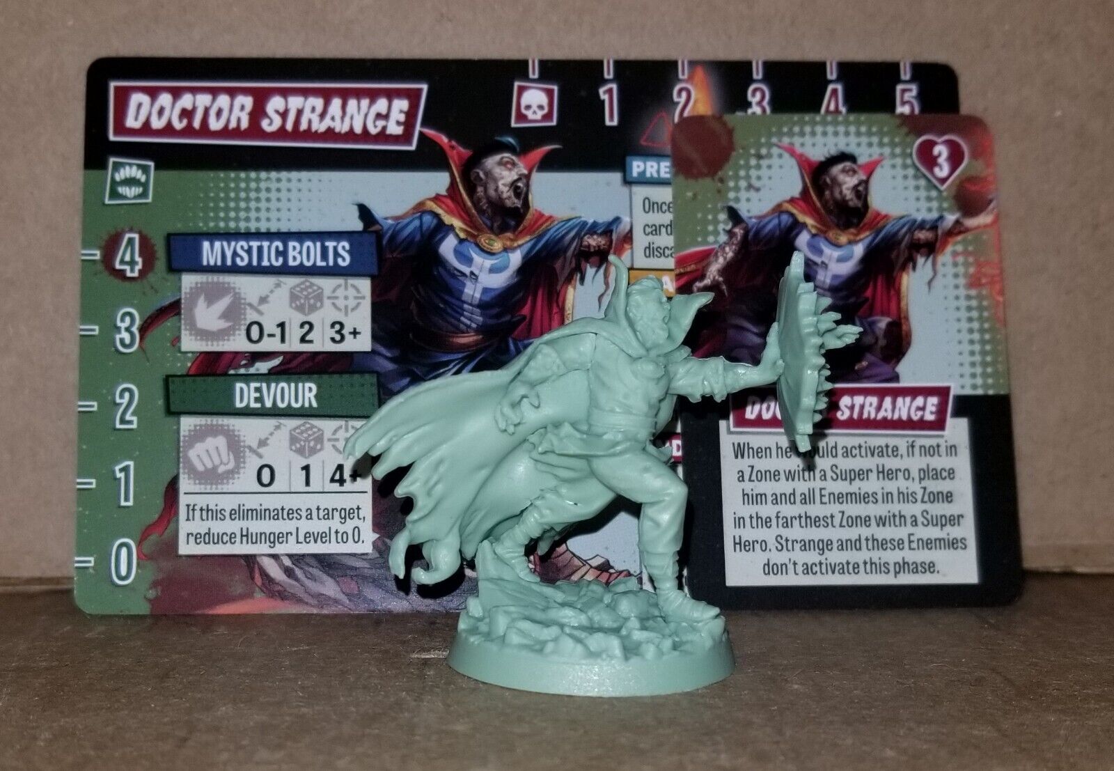 Marvel Zombies A Zombicide Game : Target