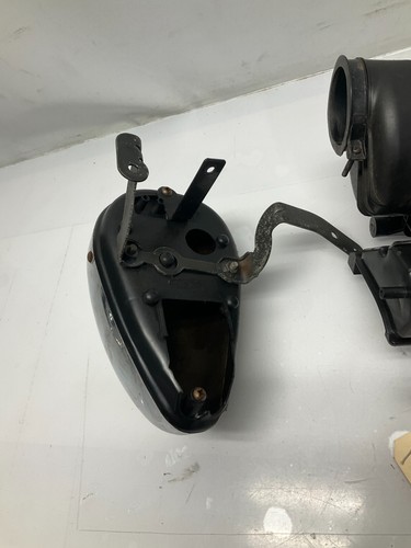 2005-Vento V-Thunder-Breather Covers - Picture 2 of 17