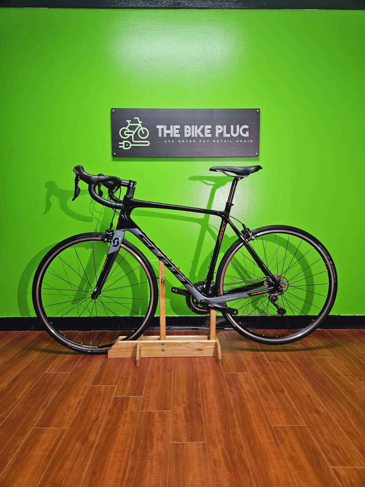Scott Addict 20 2018 Carbon Fiber Endurance Road Bike Size 56cm (Large)