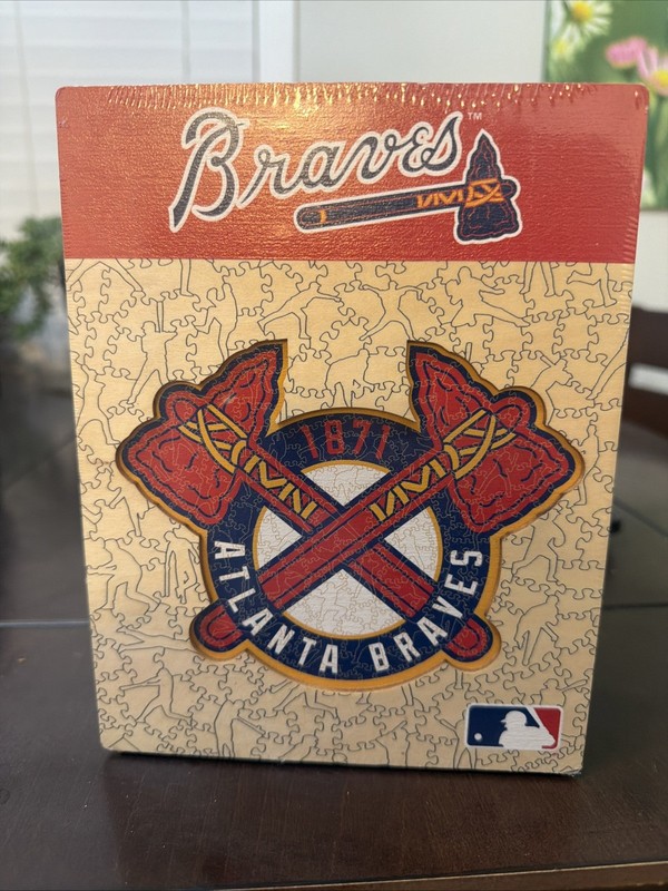 Iconic Wooden Puzzle Atlanta Braves Medium 270 Pieces Size 19.7 x 11.8 Sealed