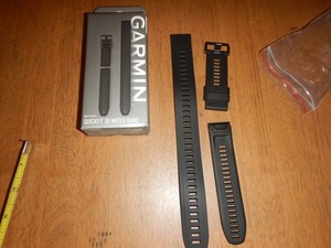 Garmin 010-12907-00 QuickFit 26 mm * Black Silicone 3-Piece Dive Set Watch Strap