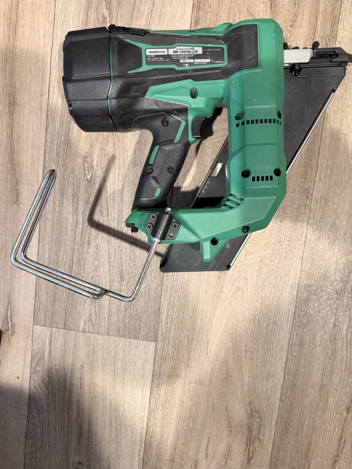 Metabo HPT NR 1890D(S) Cordless 18V Lithium-Ion Nail Gun Green/Black 2-3.5in