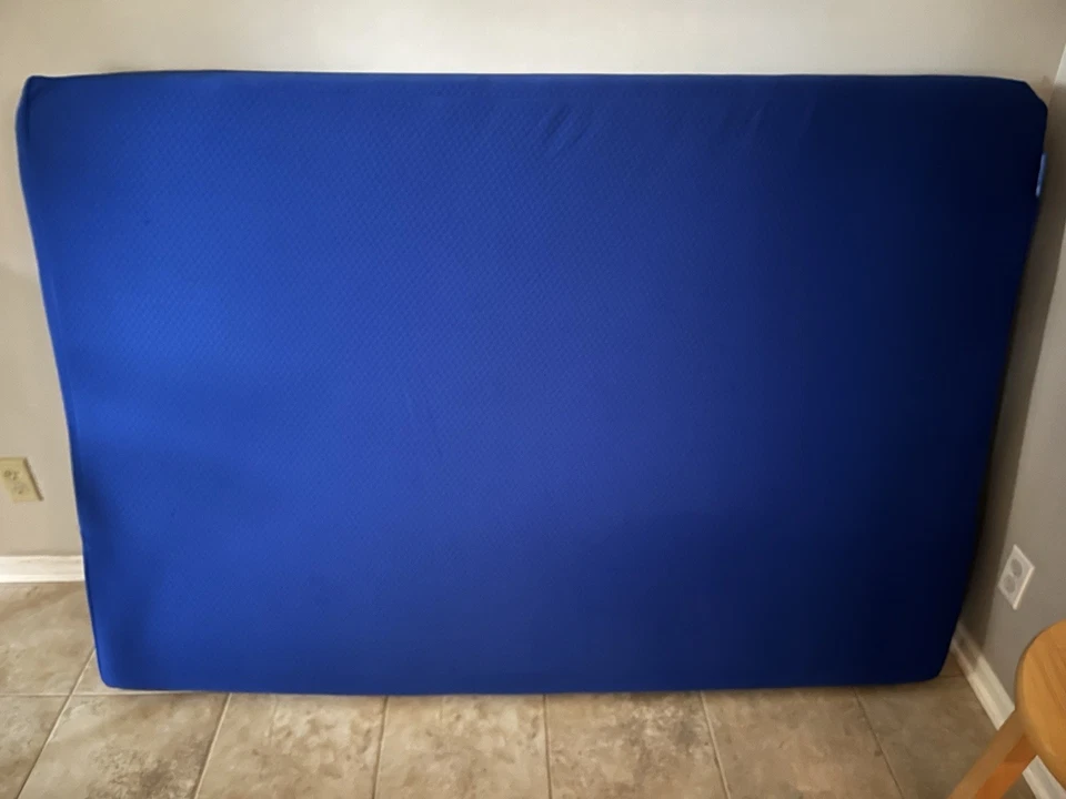 Alfombra de práctica en casa Tumbl Trak 4 x 6 pies x 6 pulgadas de espesor espuma para gimnasia | Nueva Foto 4 de 4