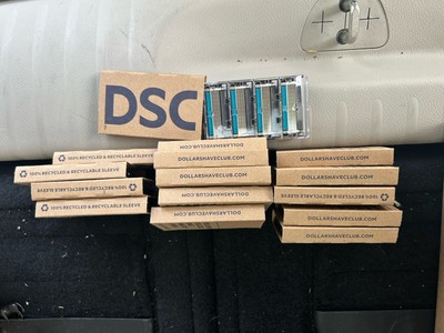 DOLLAR SHAVE CLUB RAZORS  6 BLADE  60 Ct   Cartridges Packs Replacement Save $$$