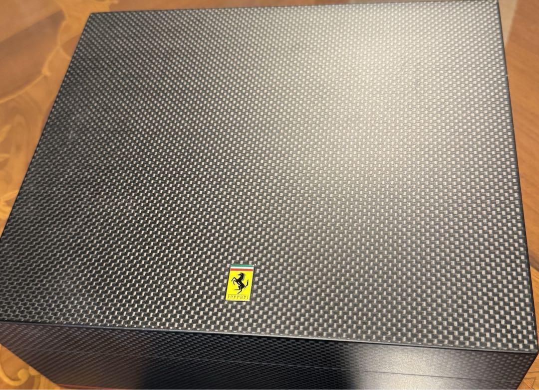 Ferrari F8 TRIBUTO Key Box Key Case & Mini Car Owner Limited