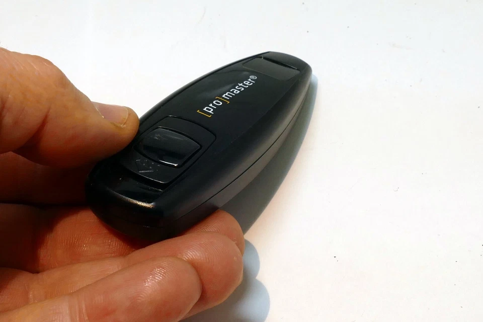 Promaster WIRED Remote SWITCH - missing camera connecting cable - incomplete - Image 3 of 3