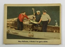 1959 Fleer Three Stooges #19 Hey Fellows, I Think I've Got a Bite 120E