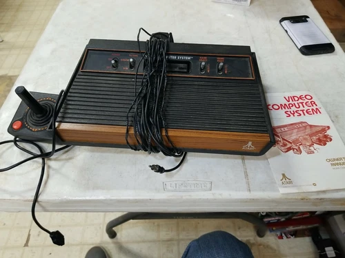 Vintage Atari Video Computer System Model CX2600 