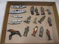 18 Barclay Soldiers, Battleships and Indian Figures Lot