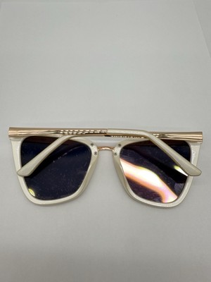 Quay Australia Reina 125 Pearl Sunglasses QUAY Australia Reina 125 Sunglasses Mirror Cat Eyes Pearl | eBay main image 4