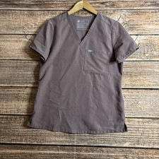 FIGS Women  s Lavender Small Scrub Top Technical Collection FW1000 Pocket