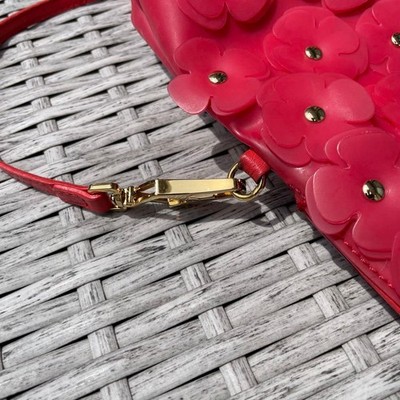 Burberry Prorsum Red Floral Shoulder Bag Rubber Material Used | eBay