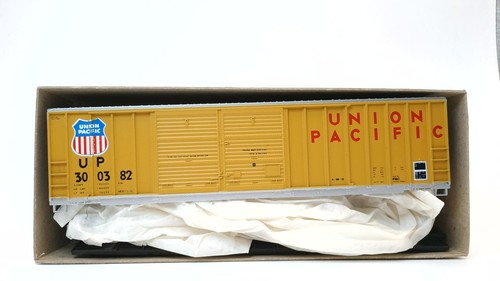 HO Roundhouse Union Pacific 50 pies FMC puerta desplazada caja coche kit hasta 300382 | Zustand: New