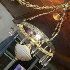 Chandelier Wall Plug Gold & Crystals White Glass Floral Pattern Home Decor Light