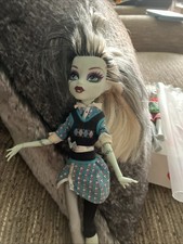 Monster High 2011- School's Out -Frankie Stein 