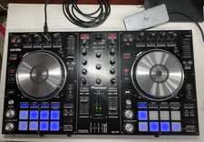 Pioneer DDJ-SR DJ Controller with carrying case.