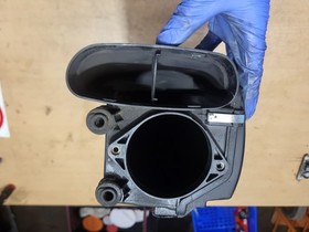 Mercedes W211 S211 3.2 Diesel CDI OM648 Air Filter Box Housing a6460901101