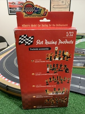 MRRC Slotcar  Track 12 Racing Figure Set -1/32 Scale MC-5089