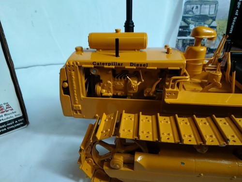 Caterpillar CAT D 4 Crawler Vintage Farm Model Large Scale Gilson Riecke Limited - Picture 7 of 12