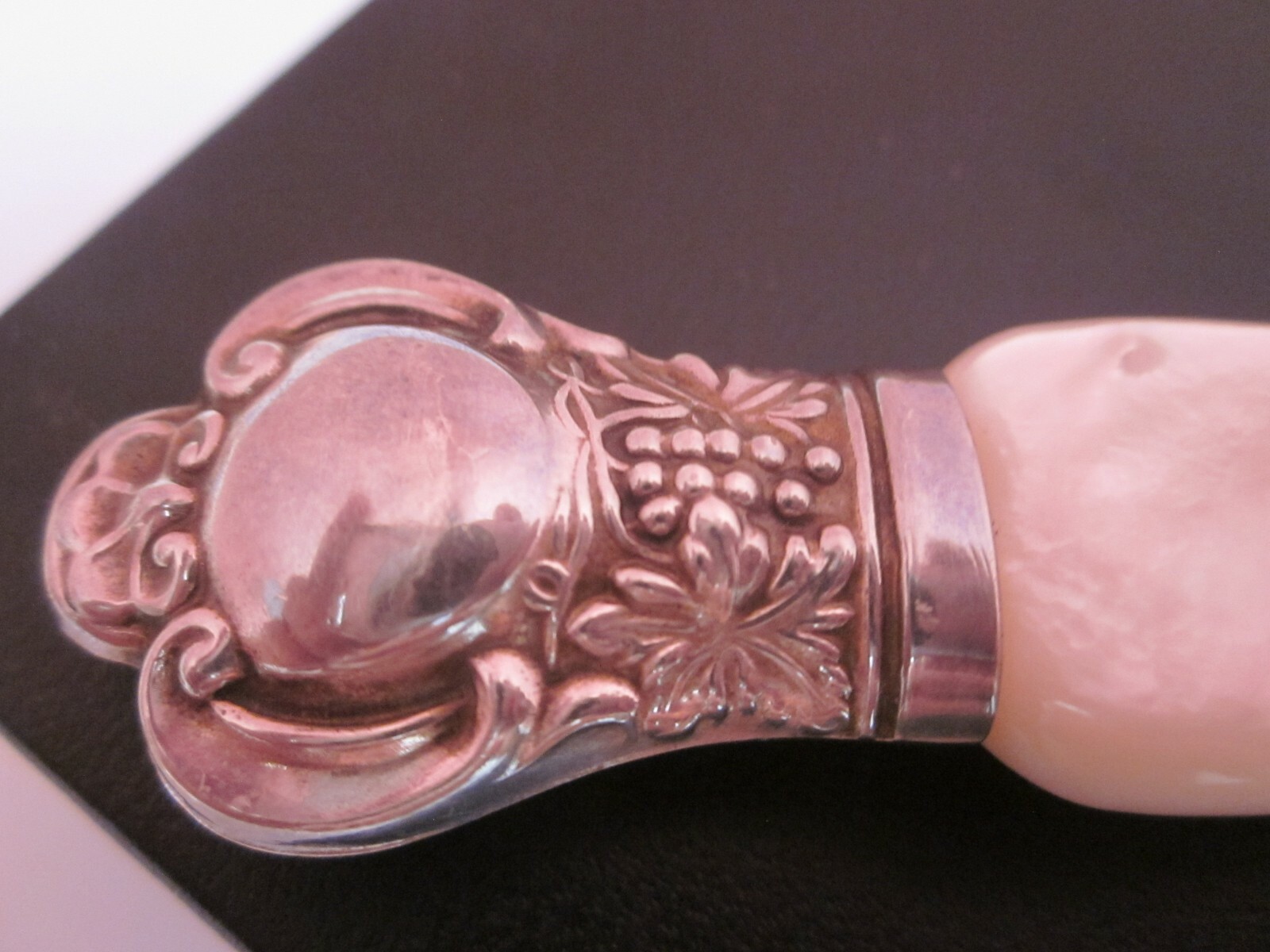 Sheffield England Bread Knife Mother of Pearl Stainless Steel Blade